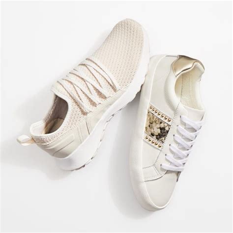 Jal Shoes was founded in 2012 by Sajan Khanna in Ludhiana, Punjab, who envisioned a world-class footwear company that would offer an exclusive range of footwear for both women and kids at economical prices. . Macys womens shoes sneakers